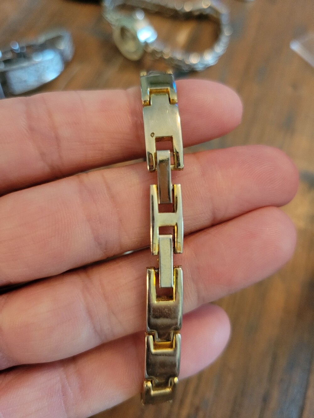 Ladies Watch Bundle - Picture 6 of 7